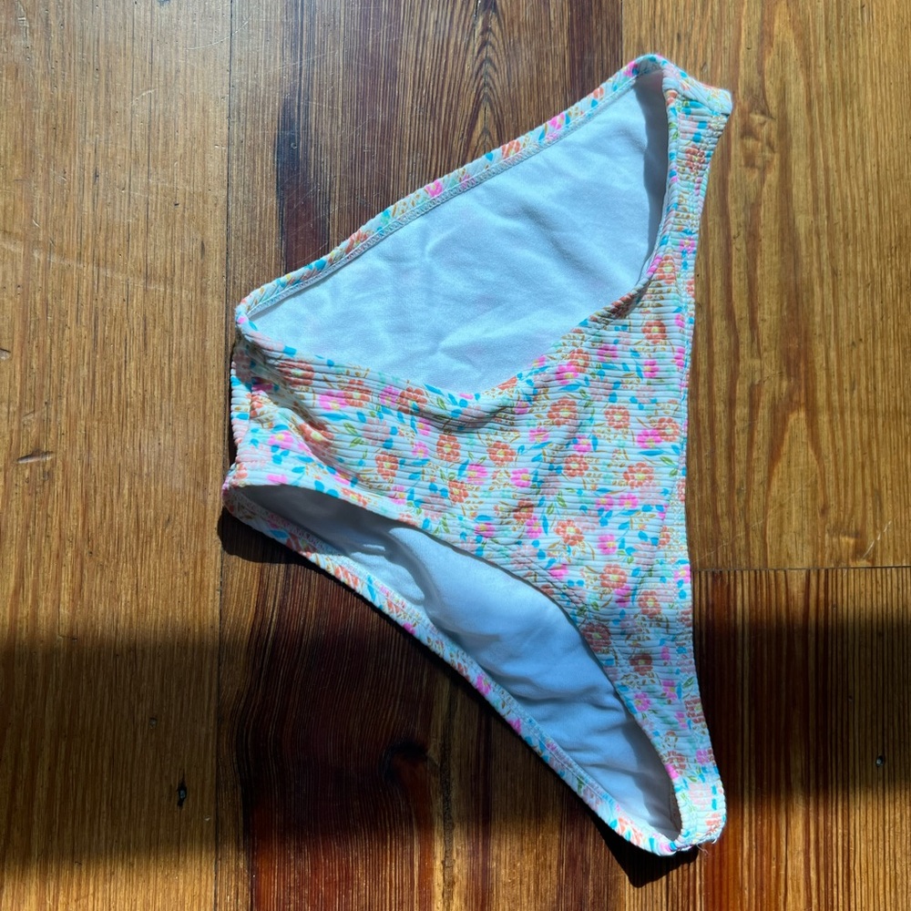 Bikini bottoms
